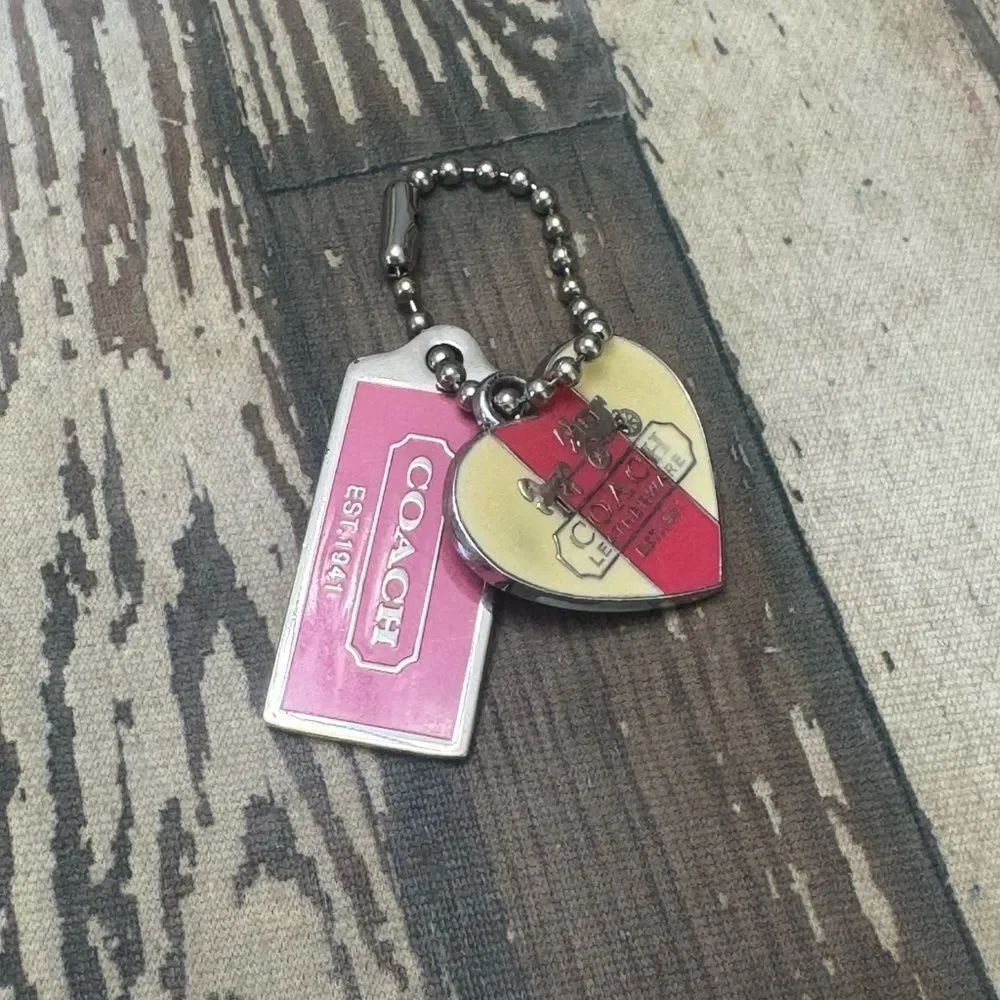 Coach *Heart* Dogtags keychain/bagcharm  with Pink & Silver
